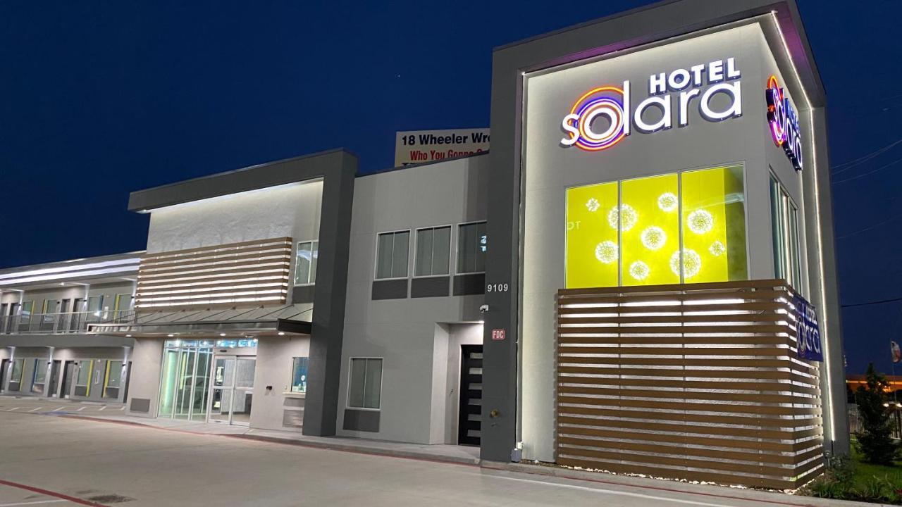 Hotel Solara I-45 & Hobby Airport Х'юстон Екстер'єр фото